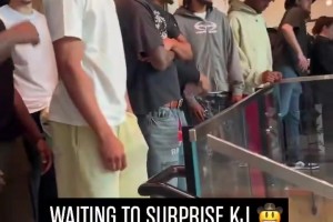 哈哈這波人氛圍太好！馬刺全隊佩戴牛仔帽賀約翰遜獲最佳第六人