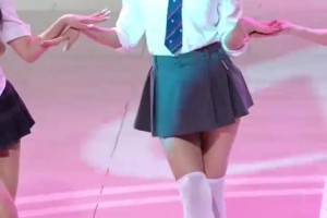 這個衣服挺特別啊！臺妹啦啦隊的活力熱舞！